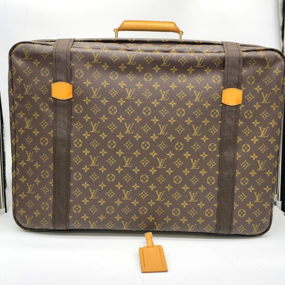 Louis Vuitton Sirius 55